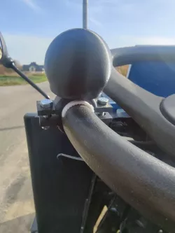 Steering wheel knob ball