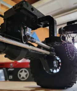 Bumper on rear axle for trailer hitch V11