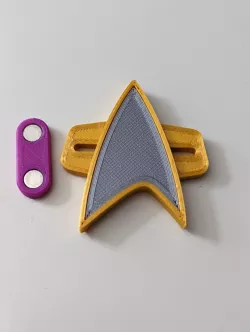 Combadge (Voyager/DS9 Era)