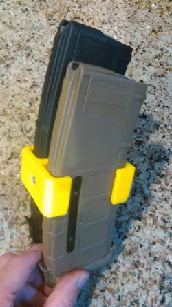 AR-15 Magazine Coupler PMag