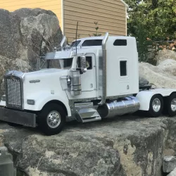 1/14 Scale Keny with Chassis Bundle