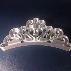 Crown cookie cutter
