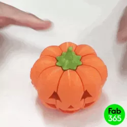 Foldable jack O lantern -  Carved face