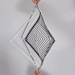 Hypnotic square kinetic spinner