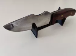 Knife stand