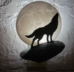 Lithophane Moon with Wolf Silhouette Night Light