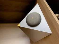 Pyramid Dock - Google Home Mini