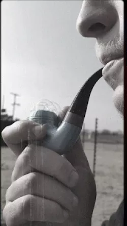 Sherlock Holmes bubble pipe