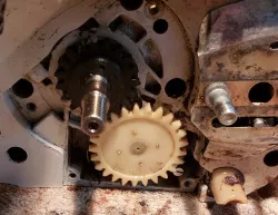 Stihl 031av Oiler Gear