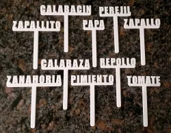 VEGETABLE GARDEN SORTER. LABELS GARDEN. PLANT NAMES. TAGS VEGETABLES. TAG ALMACIGOS.N