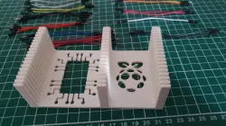 Breadboard wire holder 2 in 1