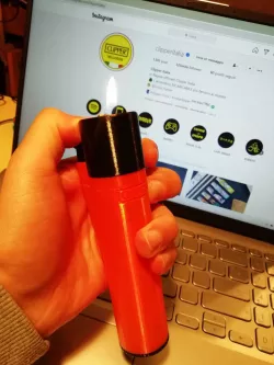 Giant clipper lighter cover | 2:1