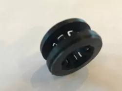 Grommet