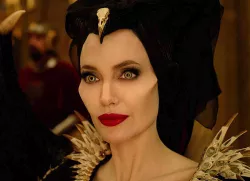 Maleficent CrowSkull necklace