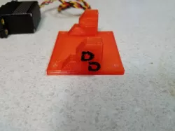 Side mount servo plate