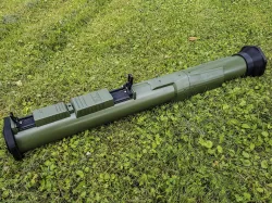 AIRSOFT AT-4 Anti-Tank Launcher