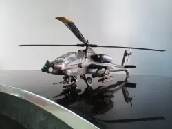 APACHE HELICOPTER