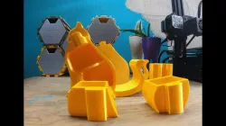 Assemblable cat with compartments