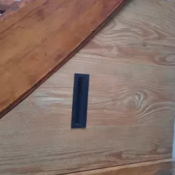 Built-in handle