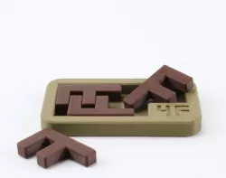 F 3D Puzzle
