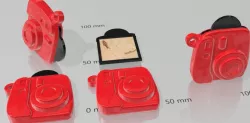 photo camera with photo key chain