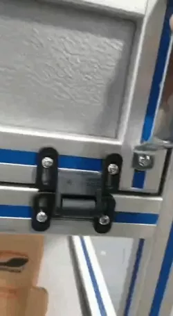 QUICK HINGE