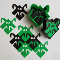 Evil Anchor Alien Tessellation with Box
