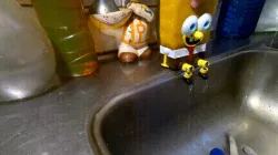 laundry sponge holder. spongebob spongebob.  Articulated!