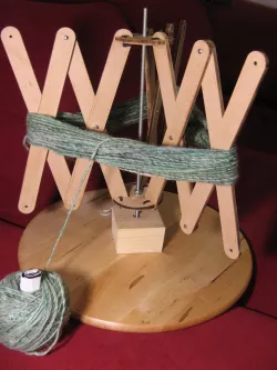 Yarn swift