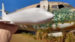 Boeing 727-200 1/100