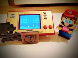 GAME AND WATCH Mario DISPLAY
