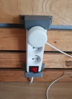 holder for multi-socket