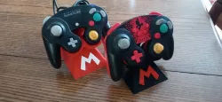 Nintendo GameCube Controller Stand (Mario)