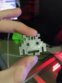 Space Invader keychain