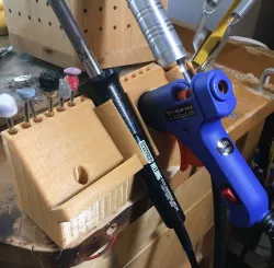 Tool holder