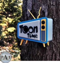 TOONED TELEVISION BIRDHOUSE