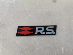 Emblem Renault "RS"/Renault emblem "RS" / Renault emblem "RS