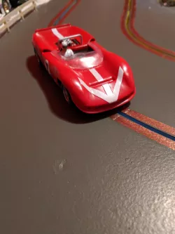Lola T70 spyder closed nose