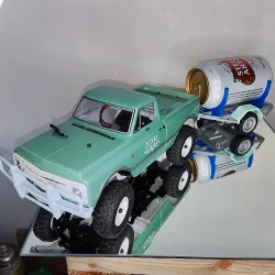 MINI MICRO CRAWLER AXIAL SCX24 33cl CAN HOLDER
