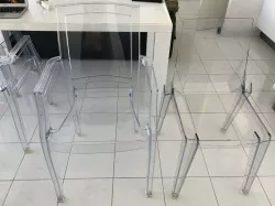Polycarbonate chair glides for armchairs and chairs