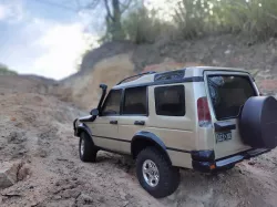 Landrover discovery 2 to traxxas trx4 body mounts