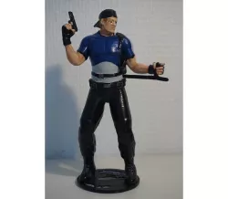 Mortal Kombat 3 Stryker Statue