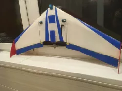 Plastic parts for the manufacture of a flying wing