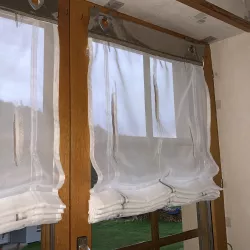Wire feeder for boat blinds