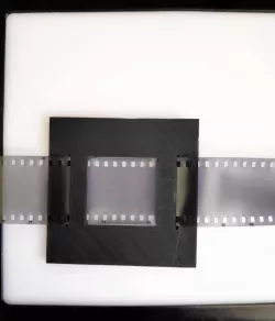 120 and 35mm film scanning mask