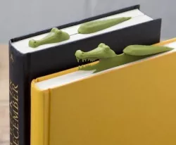 cocodrile bookmark (page separator)