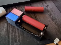 Crude Li-ion 18650 charger