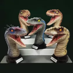 DINOSAURS Velociraptor