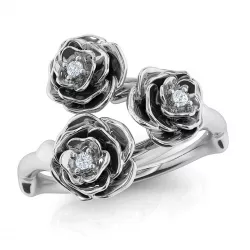Fancy ring