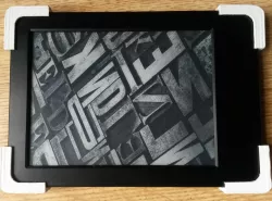 Kindle 7th generation protectors for one-hand reading